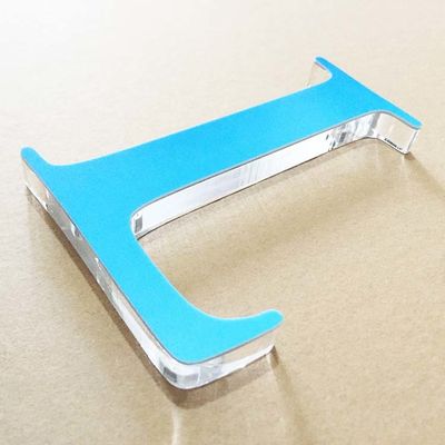 Logotipo de escritório interno 3D letreiro alfabeto acrílico de 2 mm com impressão UV