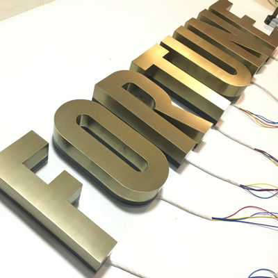 3d exterior iluminou o sinal do Lit do halo rotula UL fixado na parede