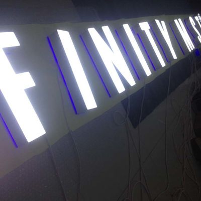 Lojas dianteiras de Front Lit Channel Letters For do sinal da loja acrílica da montagem 3-5mm da parede