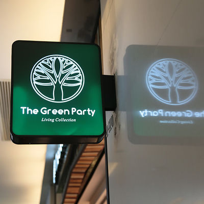 O anti vácuo UV exterior que forma o dobro de Thermoforming do Signage da caixa leve tomou partido