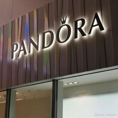 Sinal dianteiro Front Lit Channel Letters da loja IP65 exterior