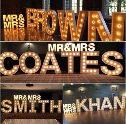 Sinal 4ft da letra do famoso do vintage de HIGHSPAN com ampolas