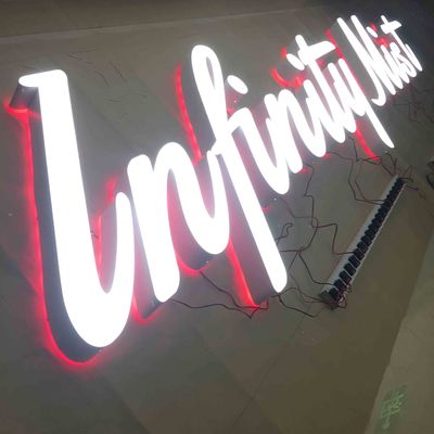 O laser feito sob encomenda exterior cortou a placa HIGHSPAN de Logo Signs Light Up Sign do metal