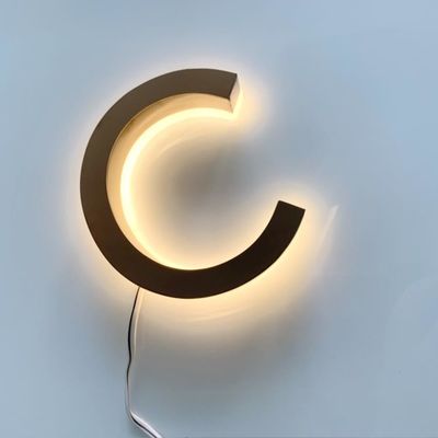 Signage de rotulação acrílico 304# 3cm de aço inoxidável da luz do sinal exterior da letra 3d acima