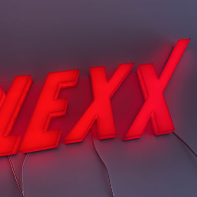 Alfabeto fresco de rotulação feito sob encomenda Dc12v 5cm dos grafittis do sinal da letra 3d