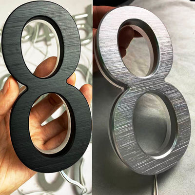 O preto retroiluminado acrílico do sinal da letra da propaganda 3D pintou a espessura de 12cm