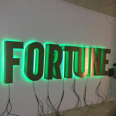 De aço inoxidável de construção do sinal da letra de canal do RGB iluminado