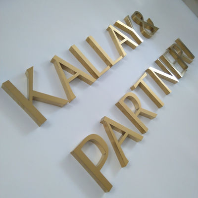 O sinal interior da letra do metal da porta do escritório lustrou o eletro chapeamento SS304 escovado