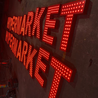 Letras de canal acima conduzidas claras IP67 impermeável gigante exterior do furo perfurado