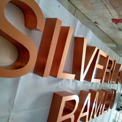 A loja Logo Copper Sign Letters Flat do projeto do OEM cortou a altura de 10cm a de 100cm