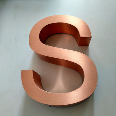 A loja Logo Copper Sign Letters Flat do projeto do OEM cortou a altura de 10cm a de 100cm