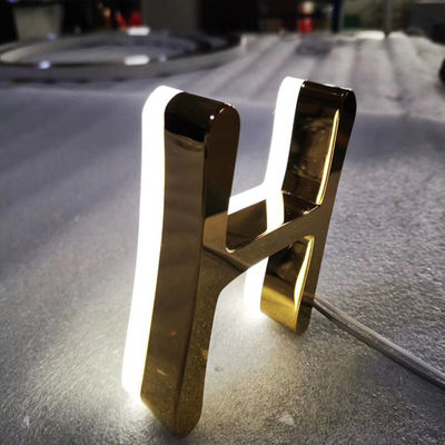 O negócio Logo Signage Stainless Steel Lighted do espelho do ouro armazena sinais dianteiros