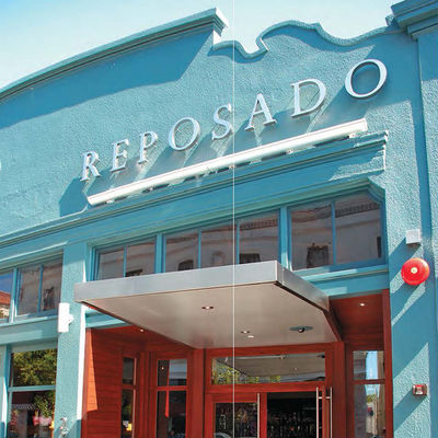 A prata do hotel fabricou letras de aço inoxidável cortou horizontalmente a espessura de 20-200mm